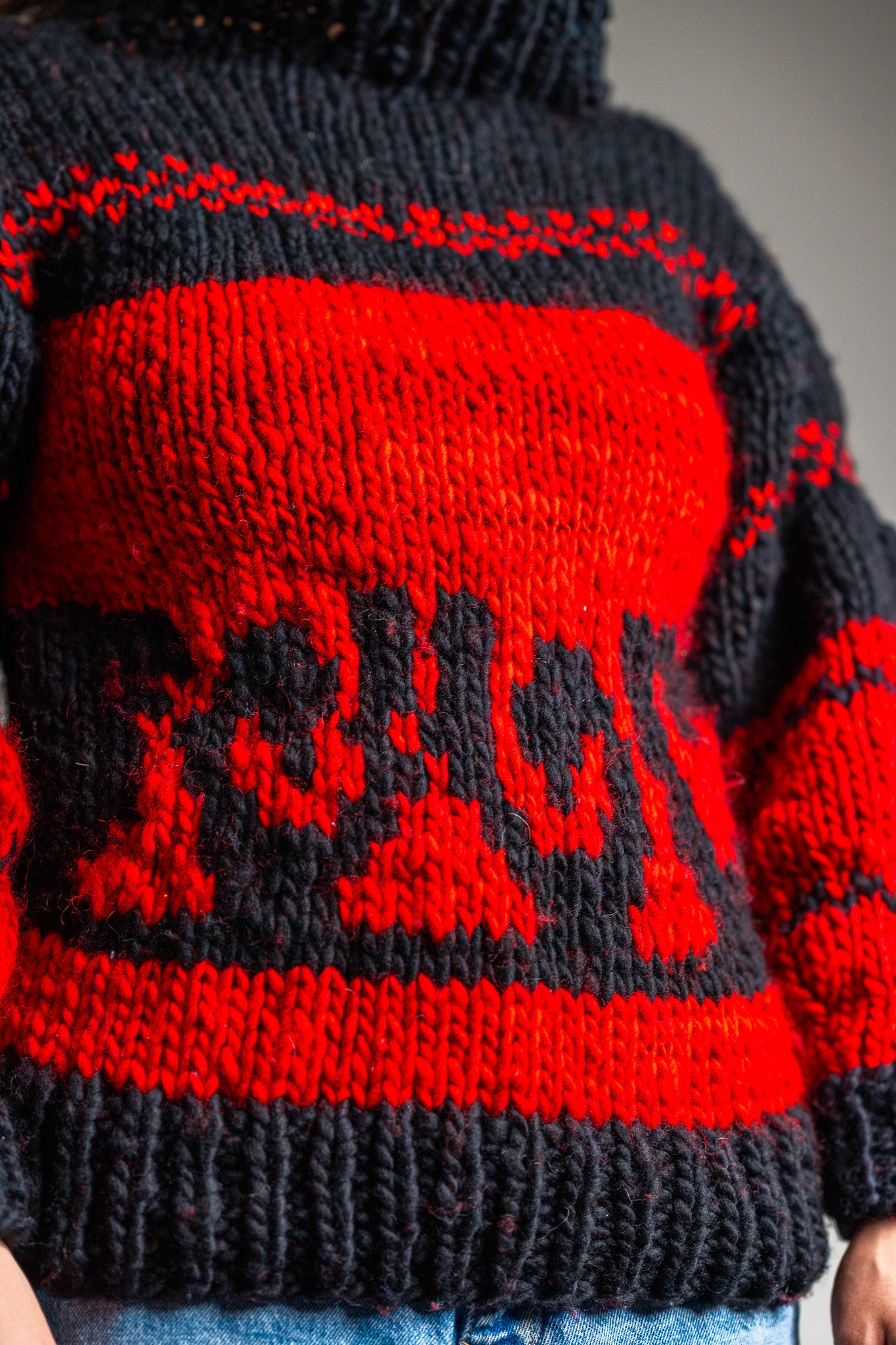 Rojo con negro